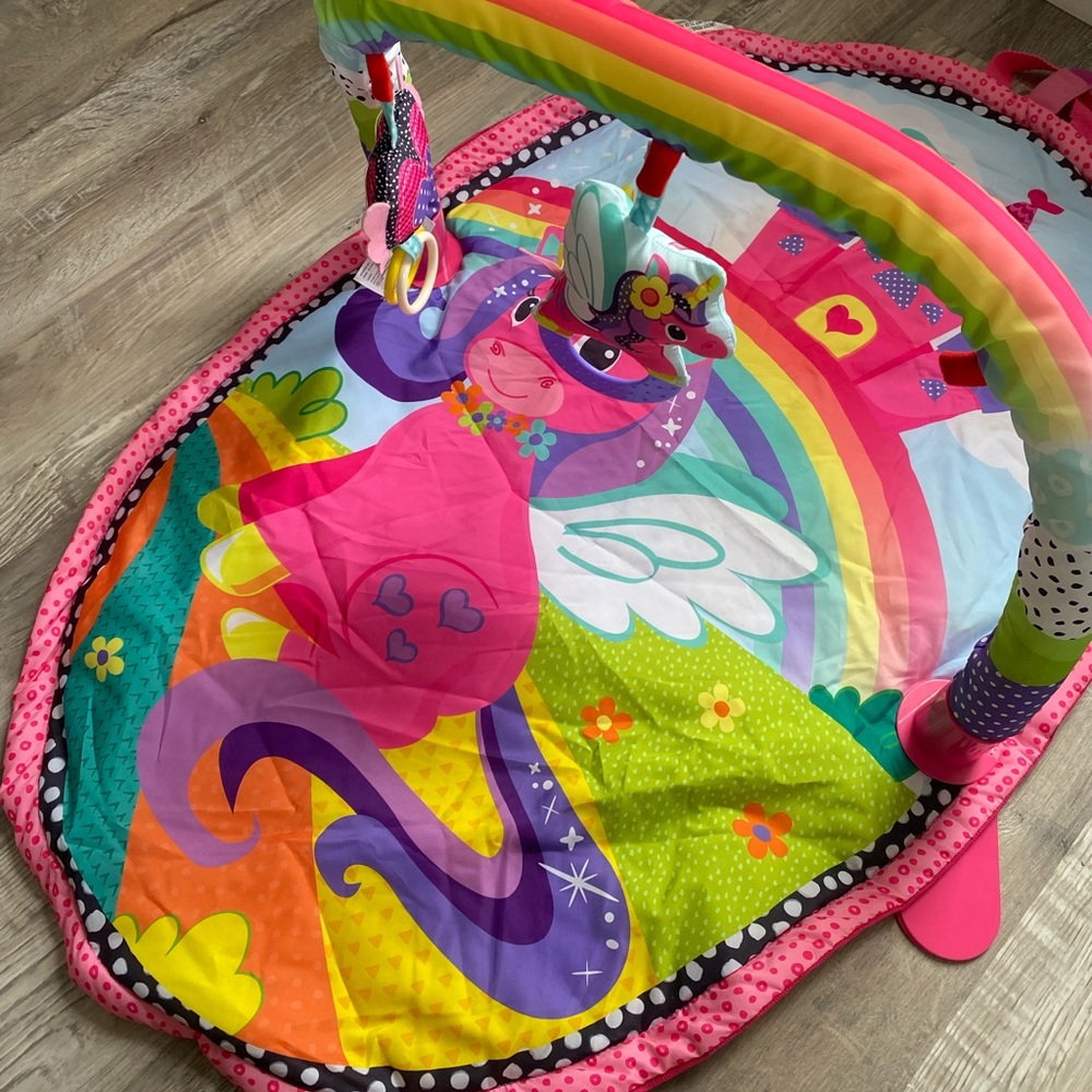 Infantino baby jungle gym- tummy time play set